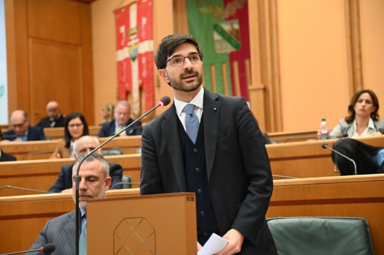 Intervento in Aula del Consiglio regionale del Lazio durante la sessione dei lavori consiliari sui provvedimenti di Bilancio e Legge di Stabilità regionale 